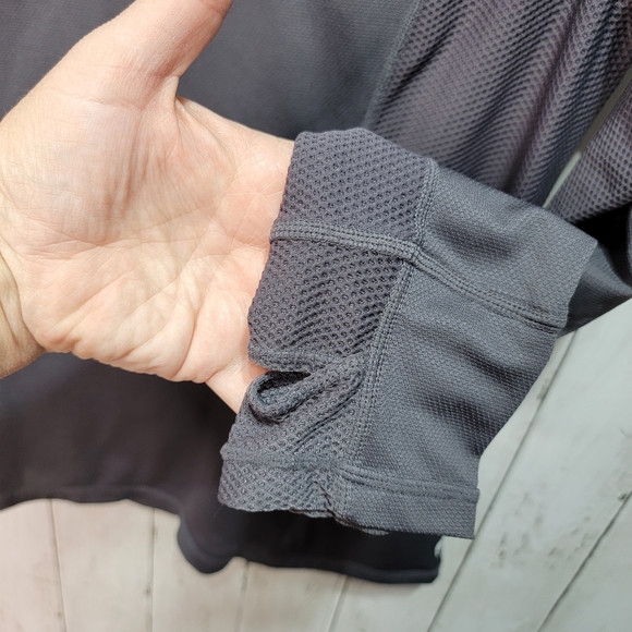 Fabletics Women's Gray Lightweight Running Hoodie Size Large Zip Pocket. - Picture 4 of 8